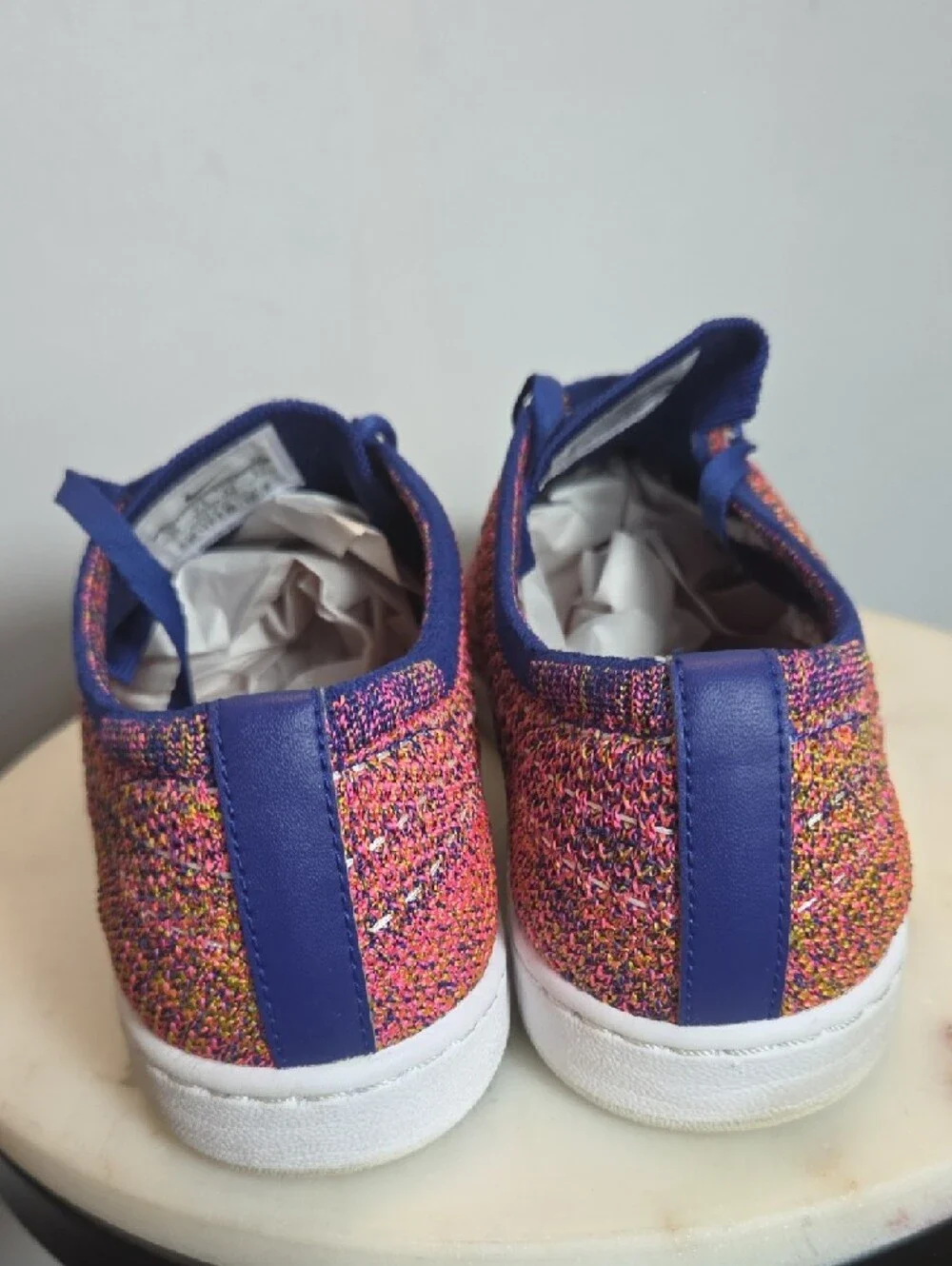 Nike Vibrant Pink Orange Purple Flyknit Low Tennis Sneakers Size 10